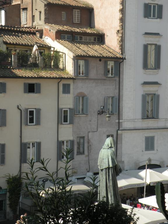 Campo Dei Fiori Funny Flat Apartment Rome Room photo